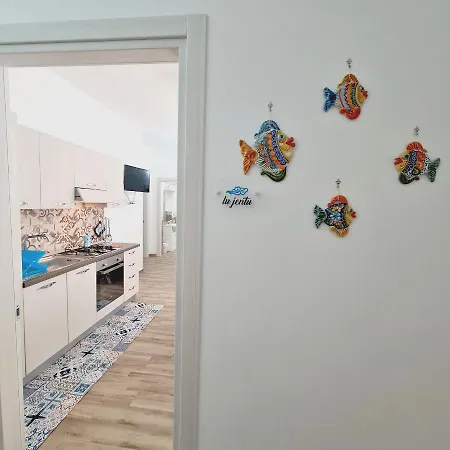 V & V Vacanze 度假居 *