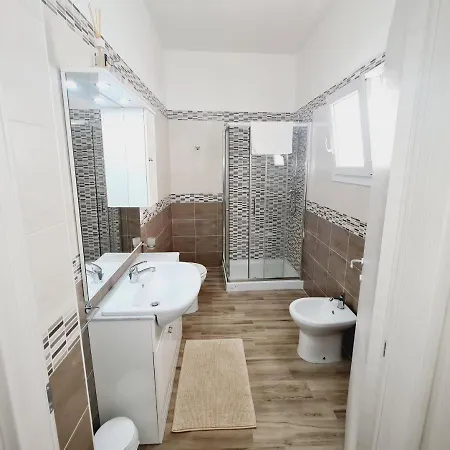 V & V Vacanze 度假居