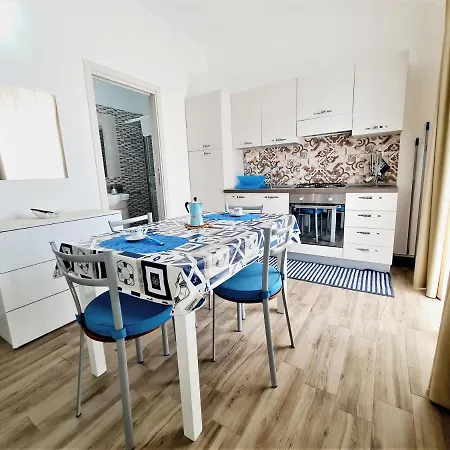 V & V Vacanze Nyaraló