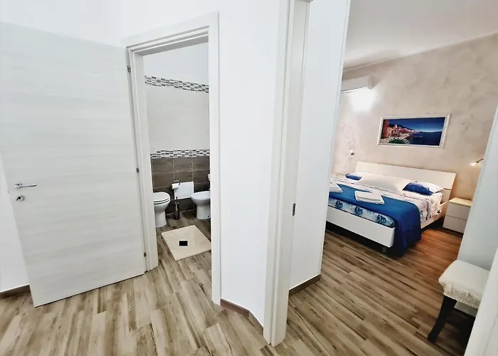 V & V Vacanze Semesterbostad